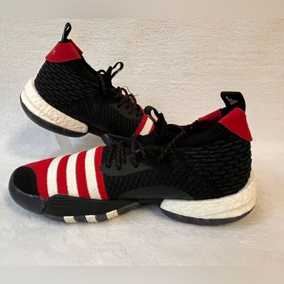 Adidas Men\'s  Young 2.0 Basketball Shoes Black Red Size10 NEW